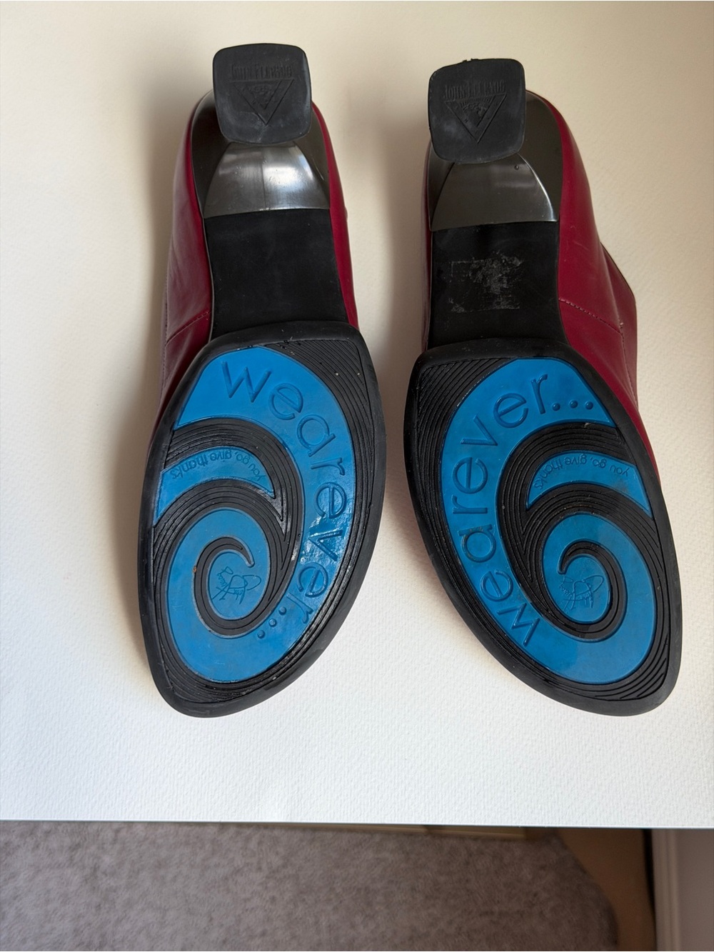 John Fluevog Gracias Cherry Size 10 - Picture 3 of 16